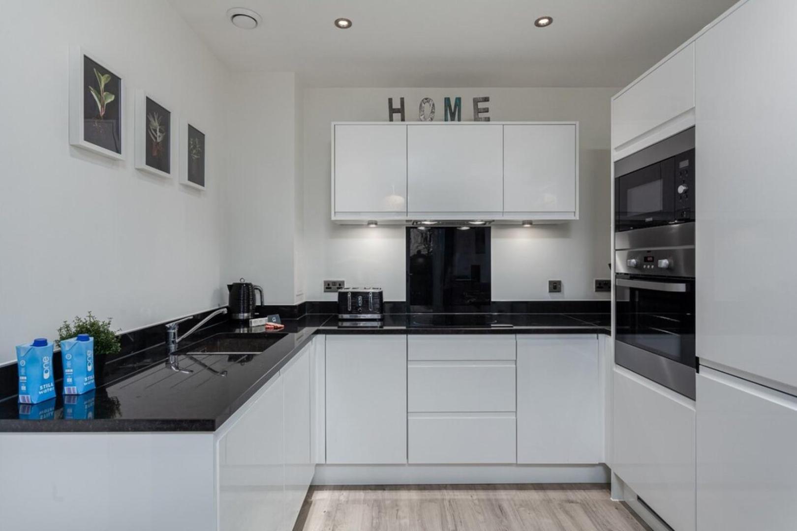 Classy Cricklewood Home 伦敦 外观 照片