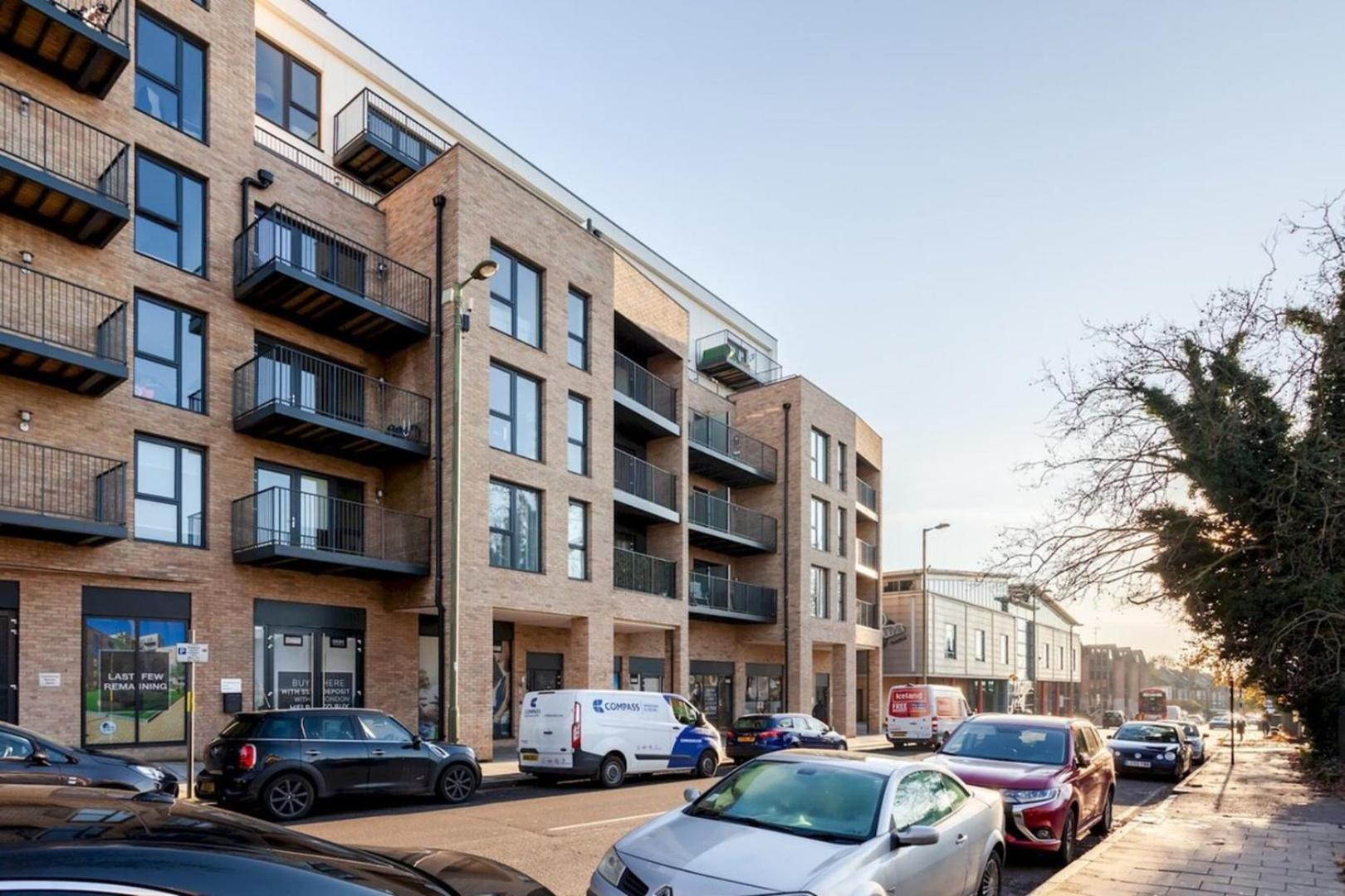 Classy Cricklewood Home 伦敦 外观 照片