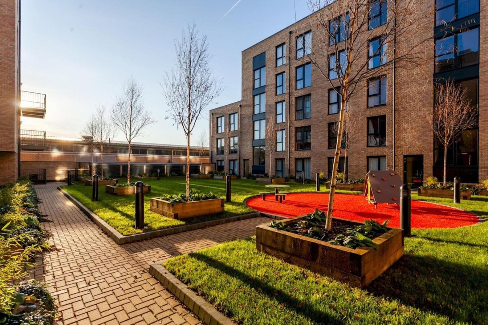 Classy Cricklewood Home 伦敦 外观 照片