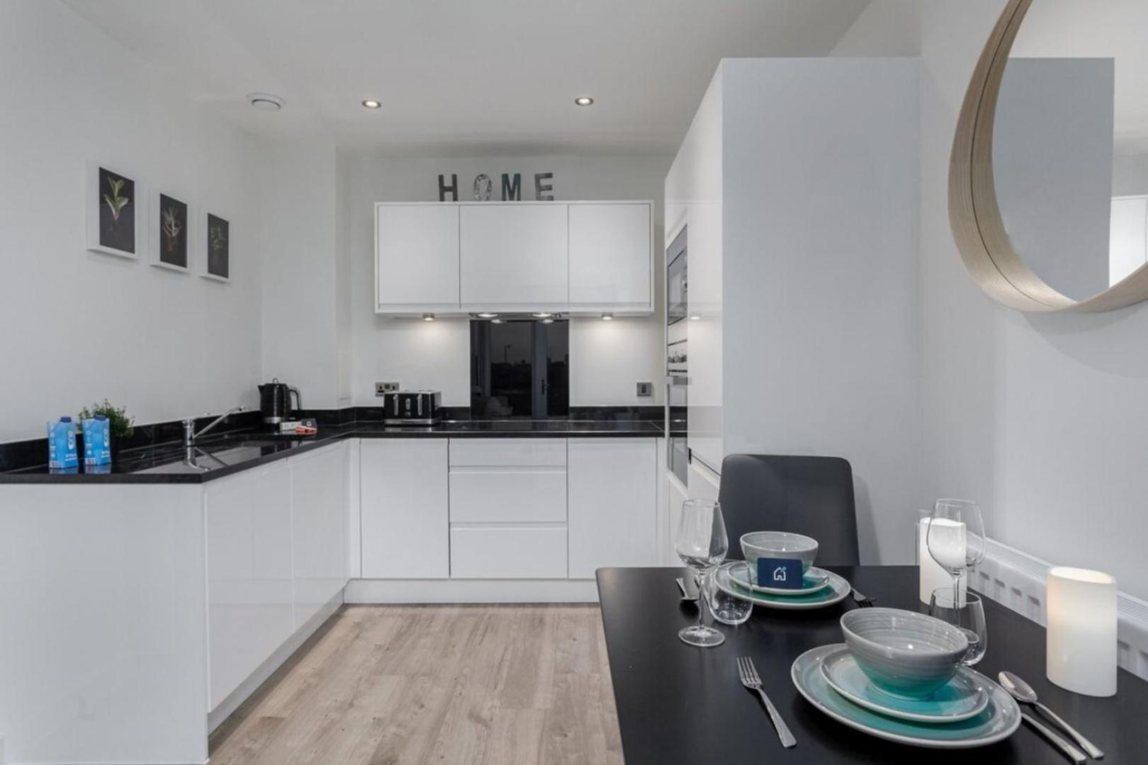 Classy Cricklewood Home 伦敦 外观 照片