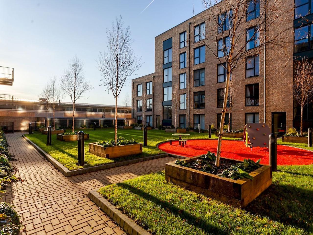 Classy Cricklewood Home 伦敦 外观 照片